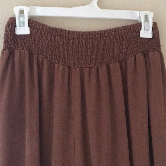 Pants - Picture 2 of 5